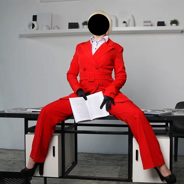 Твоя секретарша превью